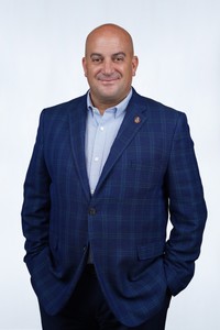 Webinar hosting presenter 
